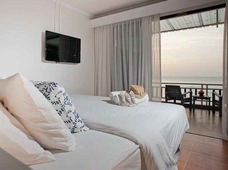 At Zea Hotel Patong Kültér fotó