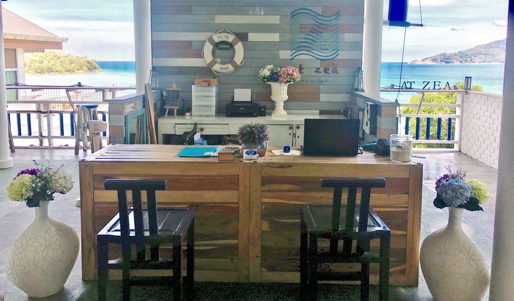 At Zea Hotel Patong Kültér fotó