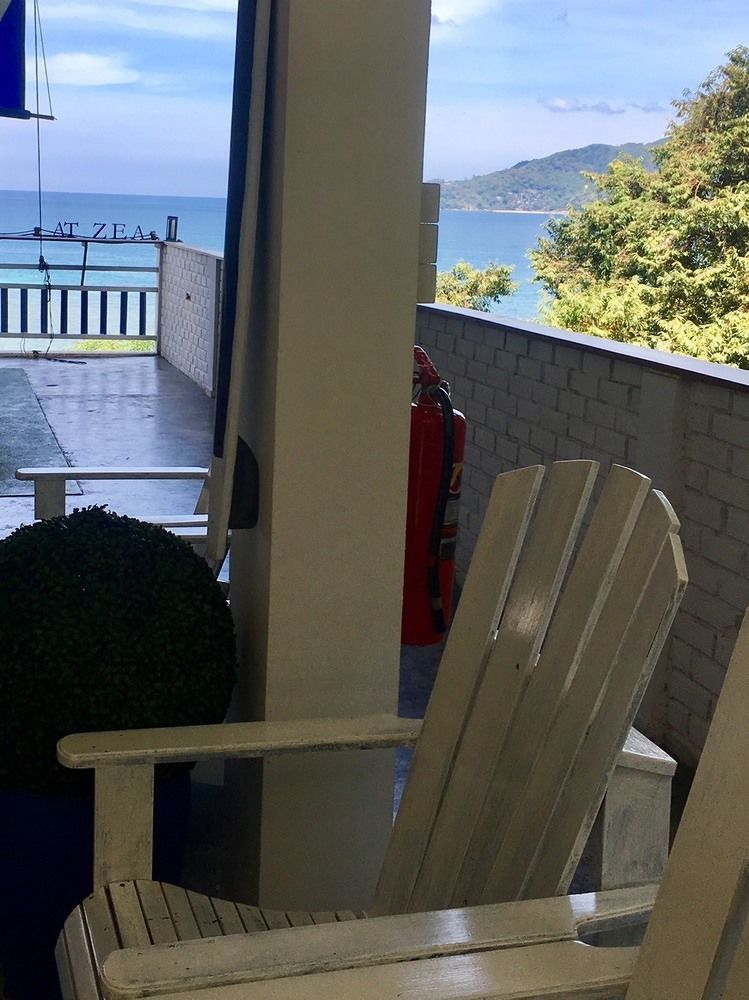 At Zea Hotel Patong Kültér fotó
