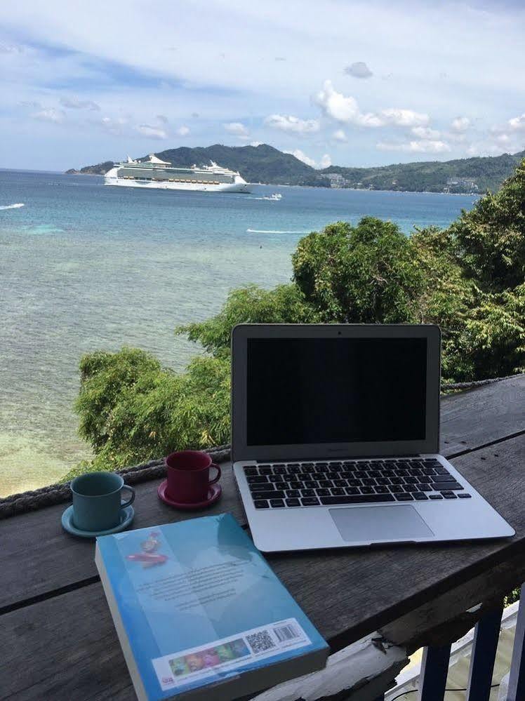 At Zea Hotel Patong Kültér fotó