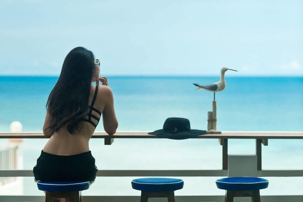 At Zea Hotel Patong Kültér fotó